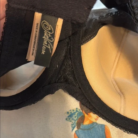 EUC Dita Von Teese WITCHERY US 44C Black Lace & Nude Bra - Picture 3 of 4